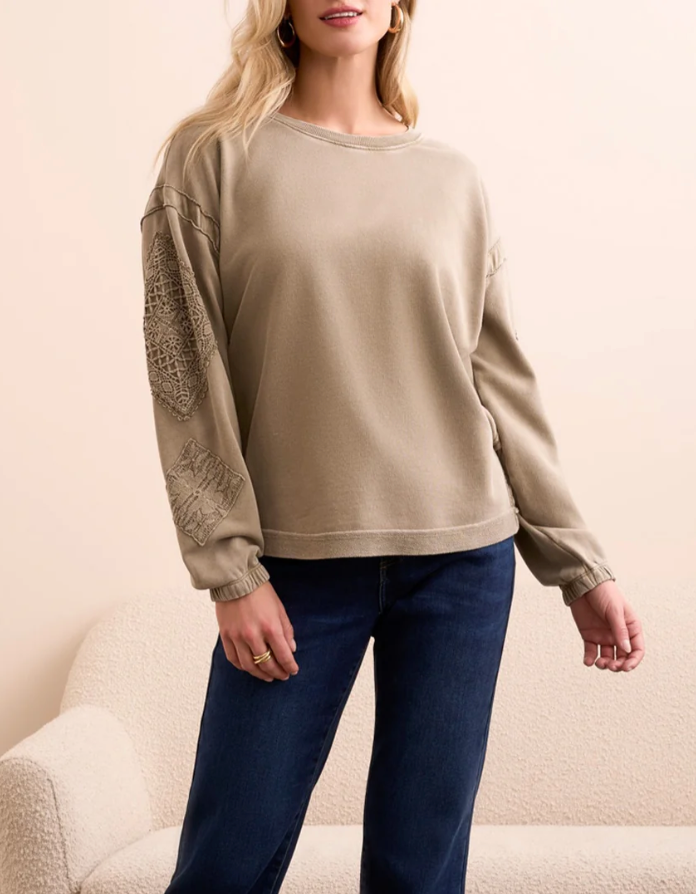 Crew Neck Long Sleeve with Embroidered Applique