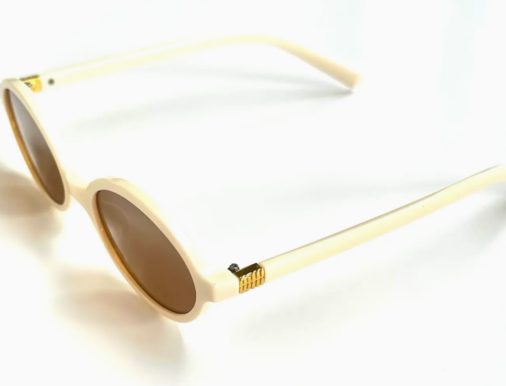Julie Retro Oval Sunglasses