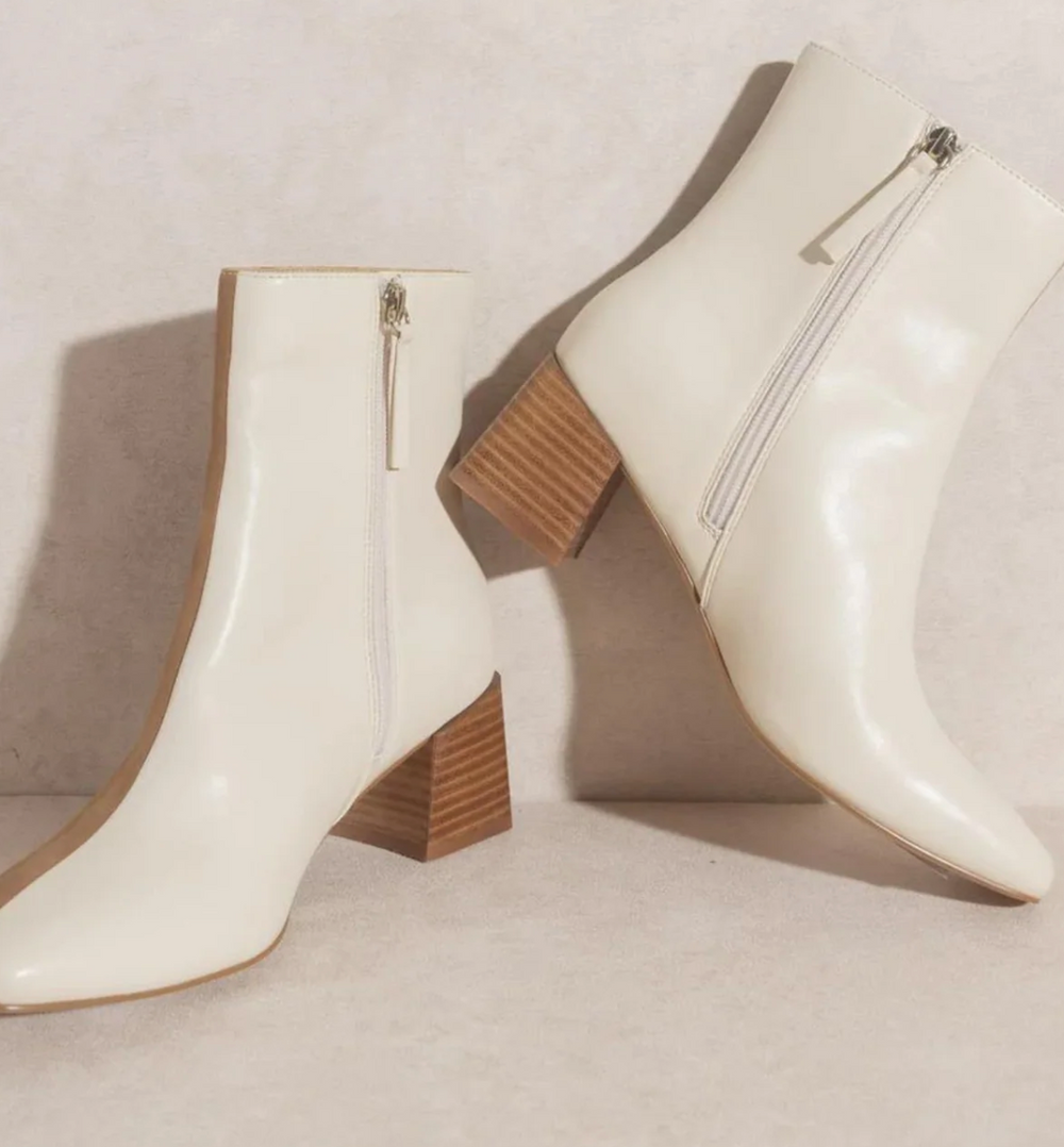 Georgia Bootie by Oasis Society