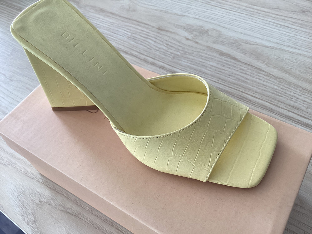 Quinn Crocodile Block Heel